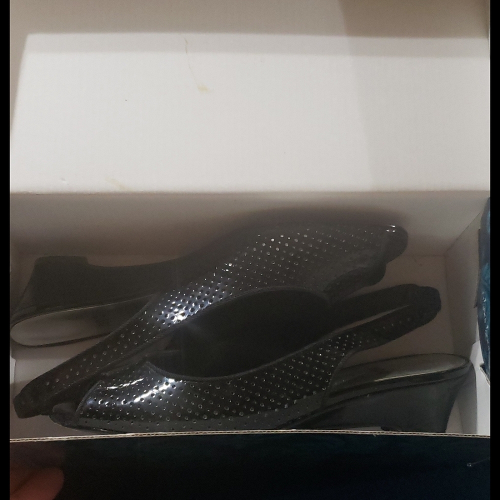 Impo  Gardem black women's size 7.5M